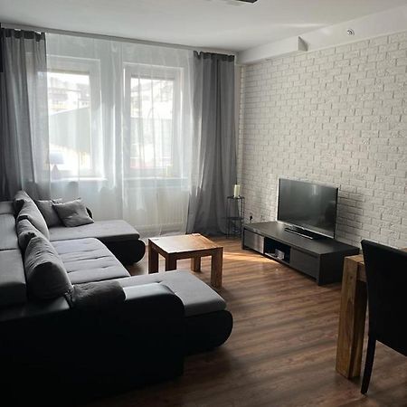 Mieszkanie Przy Deptaku Swinoujscie Bagian luar foto