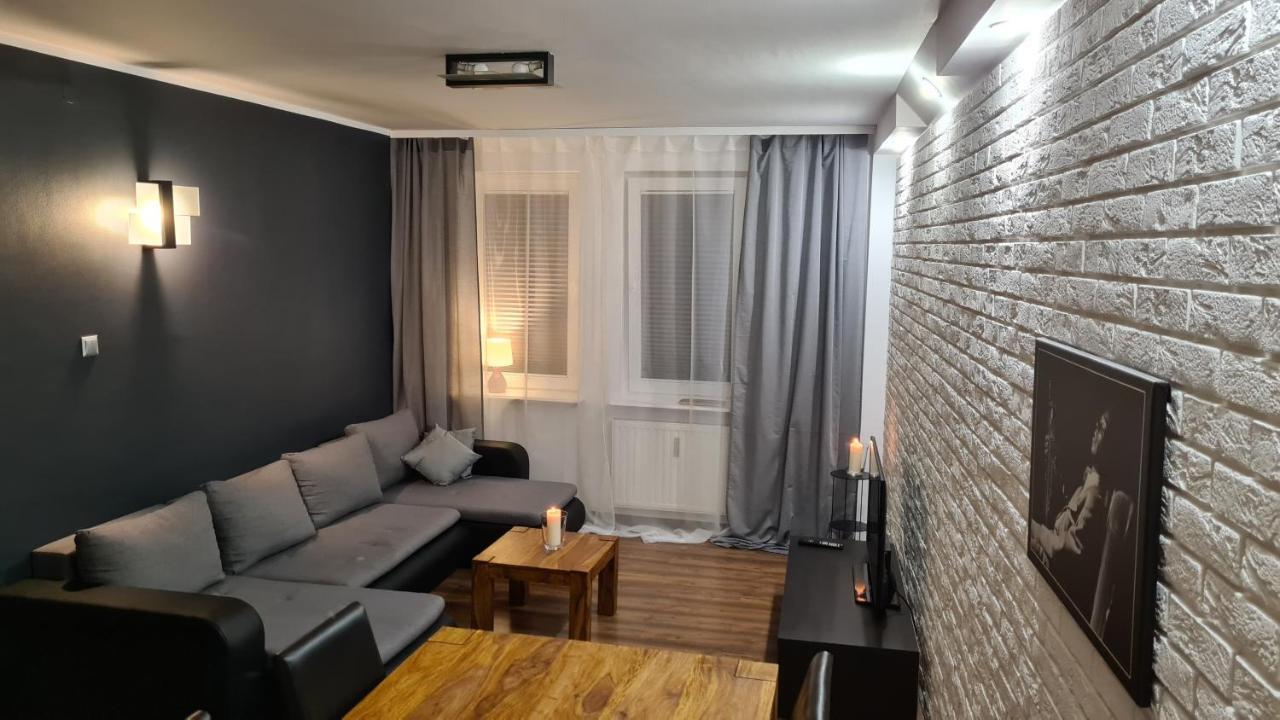 Mieszkanie Przy Deptaku Swinoujscie Bagian luar foto