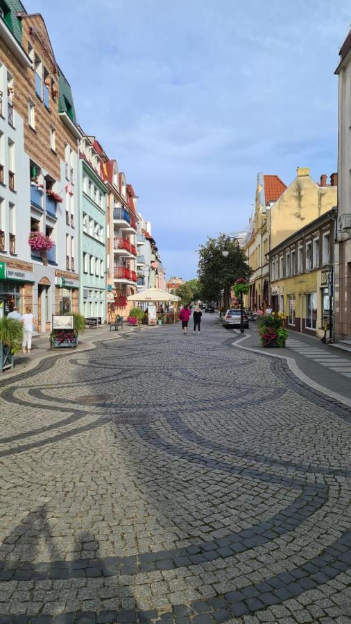 Mieszkanie Przy Deptaku Swinoujscie Bagian luar foto